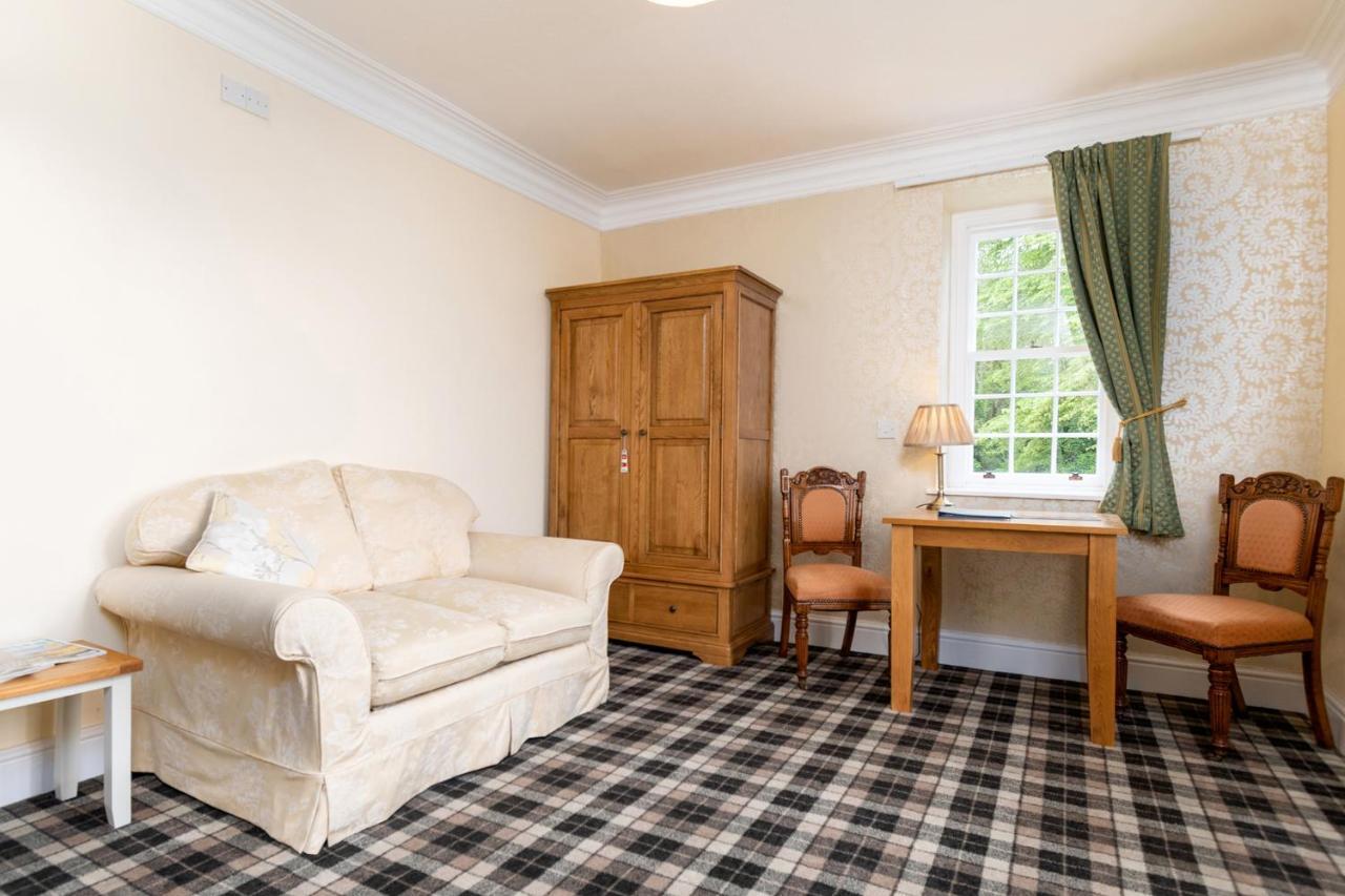 Deluxe Suite with Sea View